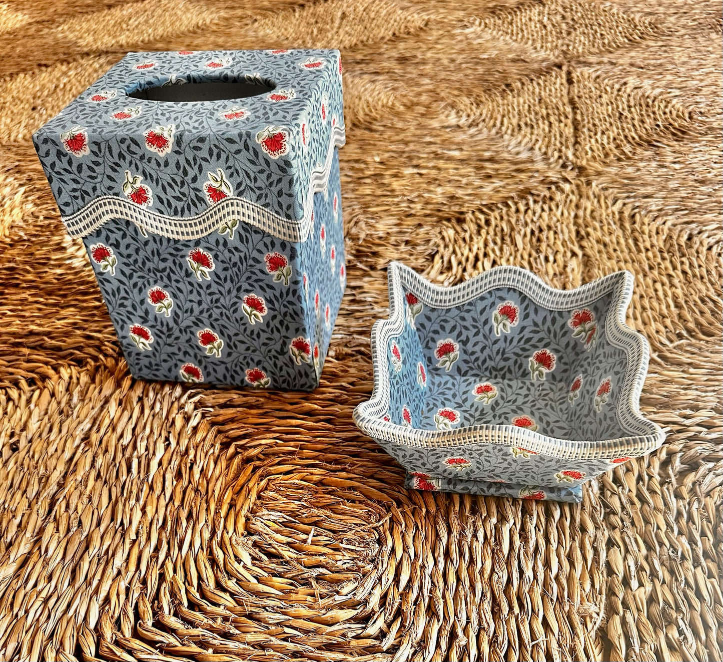 Pierre Deux Tissue Box Cover with Matching Catchall