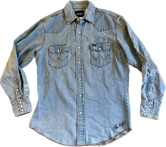 The Perfect Vintage Wrangler Denim Shirt- Light Wash