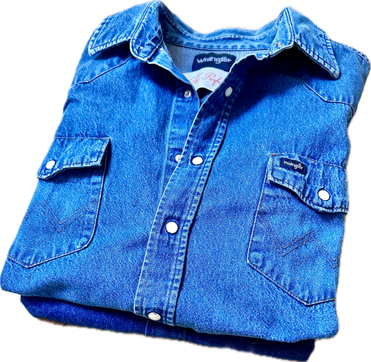The Perfect Vintage Wrangler Denim Shirt